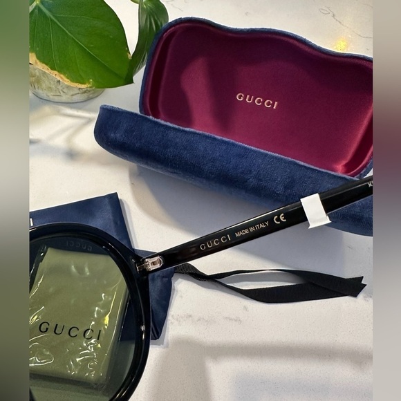 NWT! NEW! Gucci Black Sunglasses 55MM Round Women - Picture 3 of 5